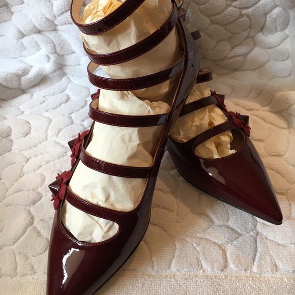 FENDI Flats - Picture 1 of 10